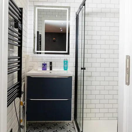 Apartmán 104 Le Graphite - Modern & Elegant *